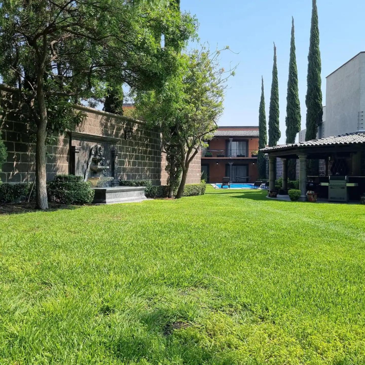Serena Villa *